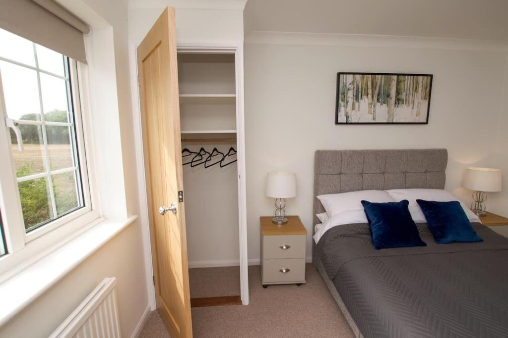 Spacious 5 Bed In The Countryside, Close To Frinton-On-Sea Kirby Cross Eksteriør bilde